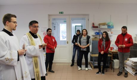 Házszentelés a Győri Egyházmegyei Karitásznál